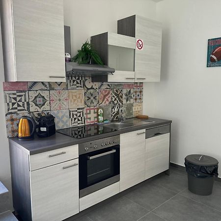 Klein Aber Fein Mit Terrasse Apartment Viena Exterior foto