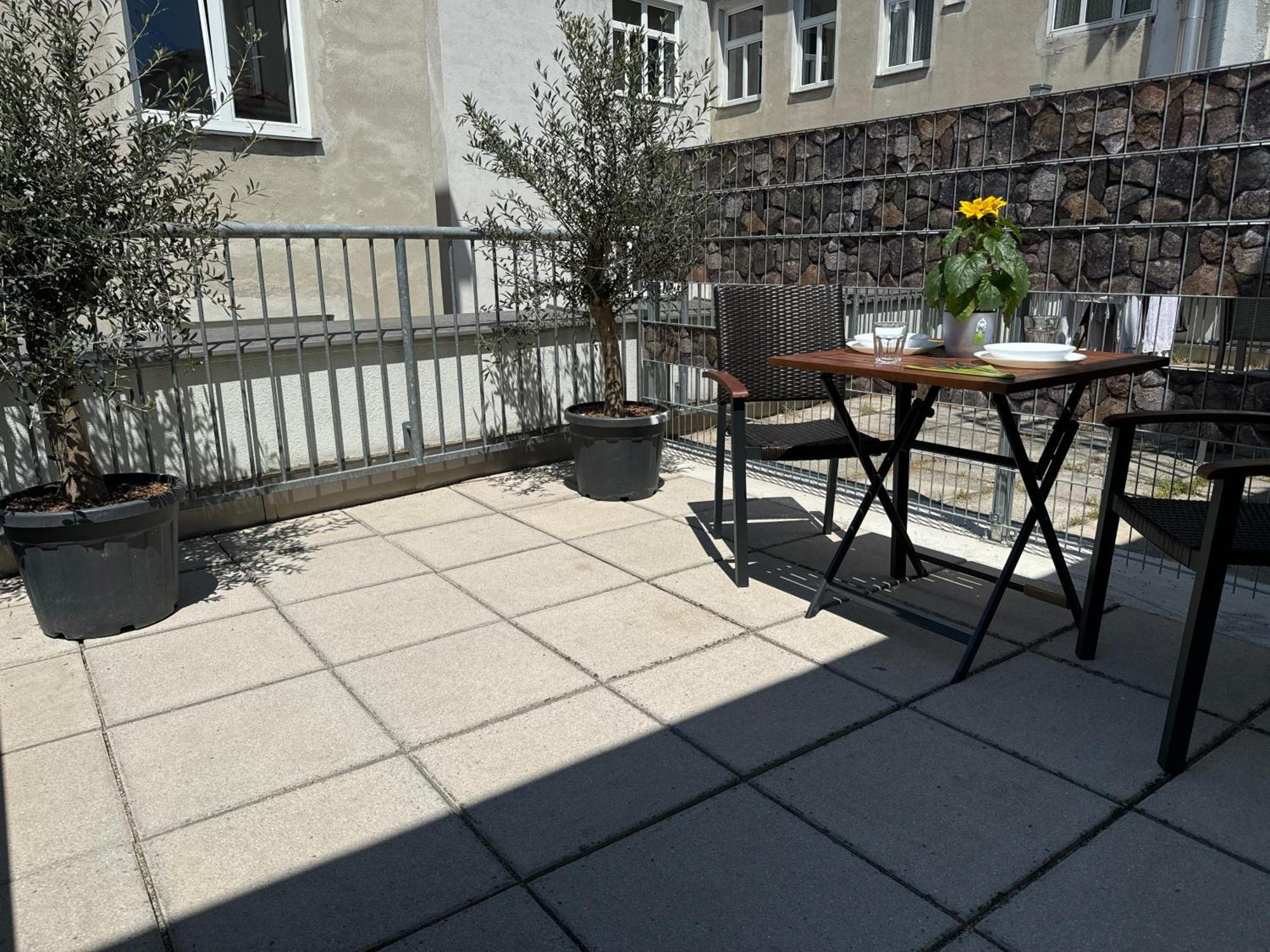 Klein Aber Fein Mit Terrasse Apartment Viena Exterior foto